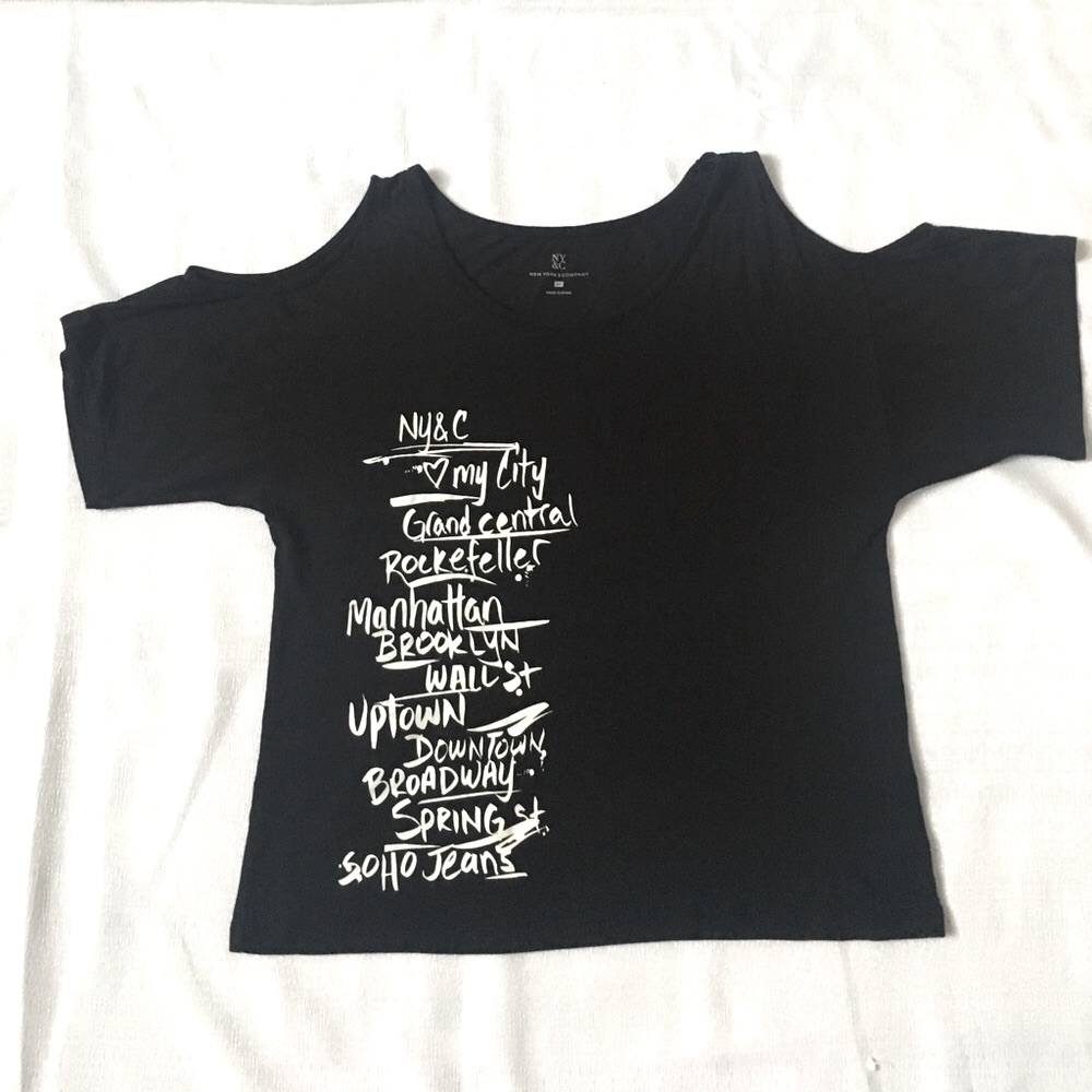 New York & Company Short Sleeve Shirt